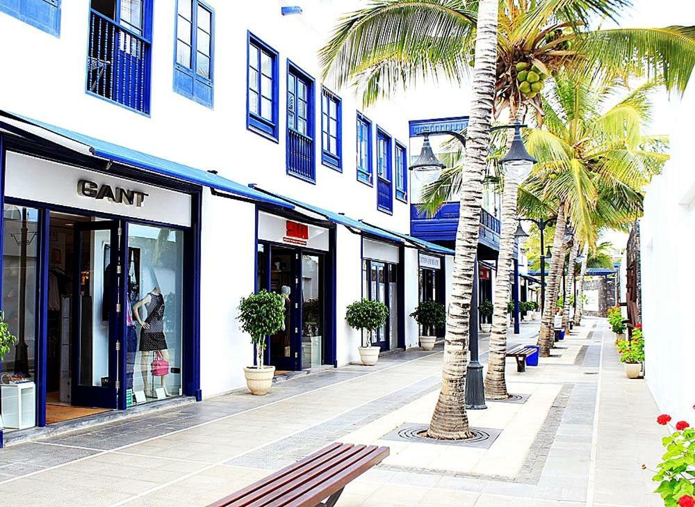 Comfy Duplex In Puerto Calero Apartment Exterior photo