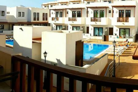 Comfy Duplex In Puerto Calero Apartment Exterior photo